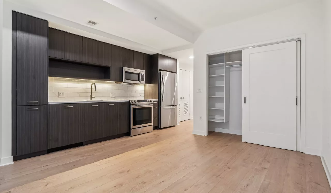 The Elm - Bethesda, MD - Living area