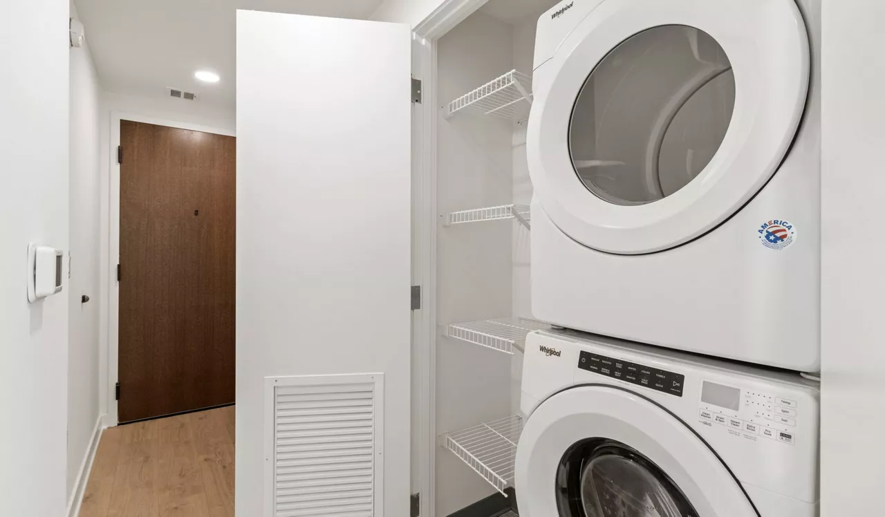 The Elm - Bethesda, MD - Laundry