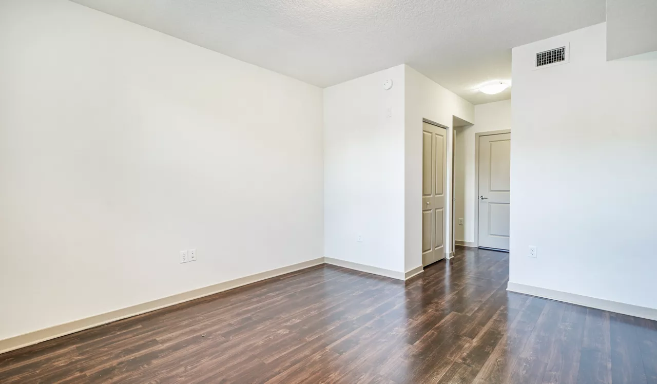 Eterno Pompano Beach - Pompano Beach, FL - Bedroom