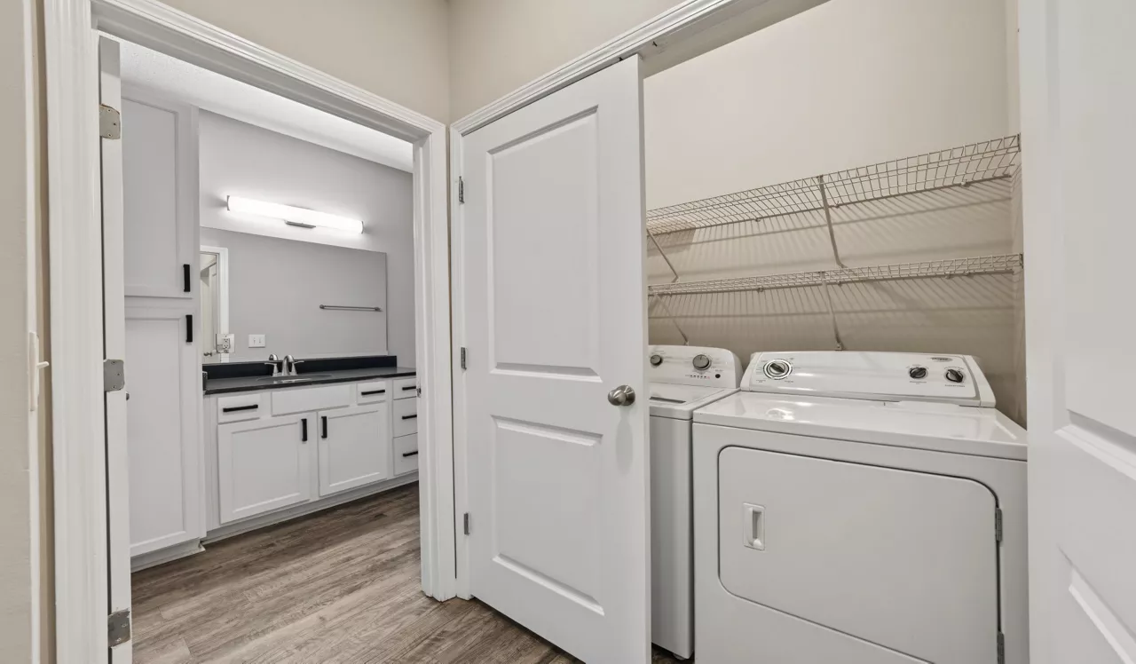 Farrington Midtown - Atlanta, GA - Laundry