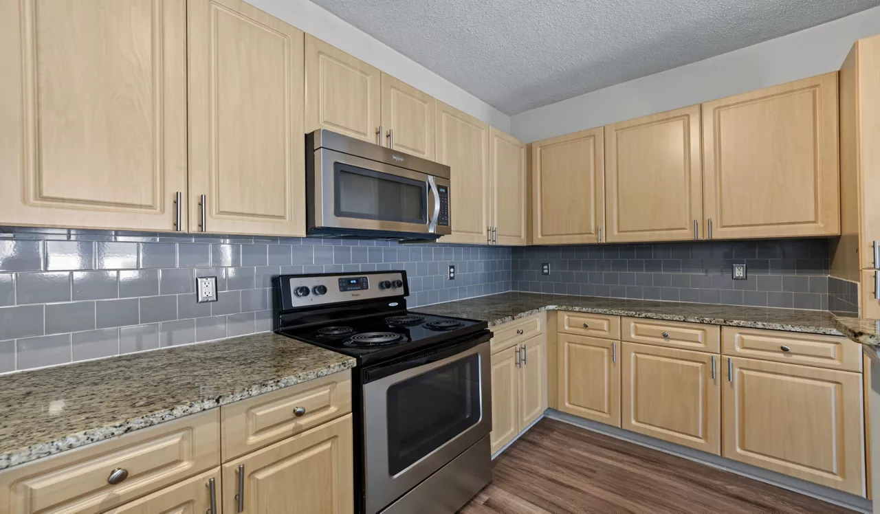 Farrington Midtown - Atlanta, GA - Kitchen