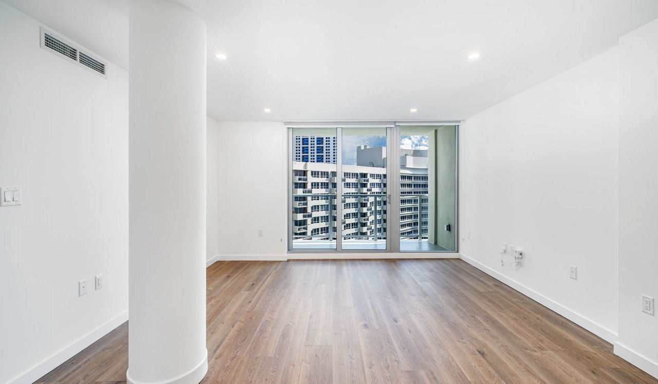 Flamingo Point - Miami, FL - Living Room