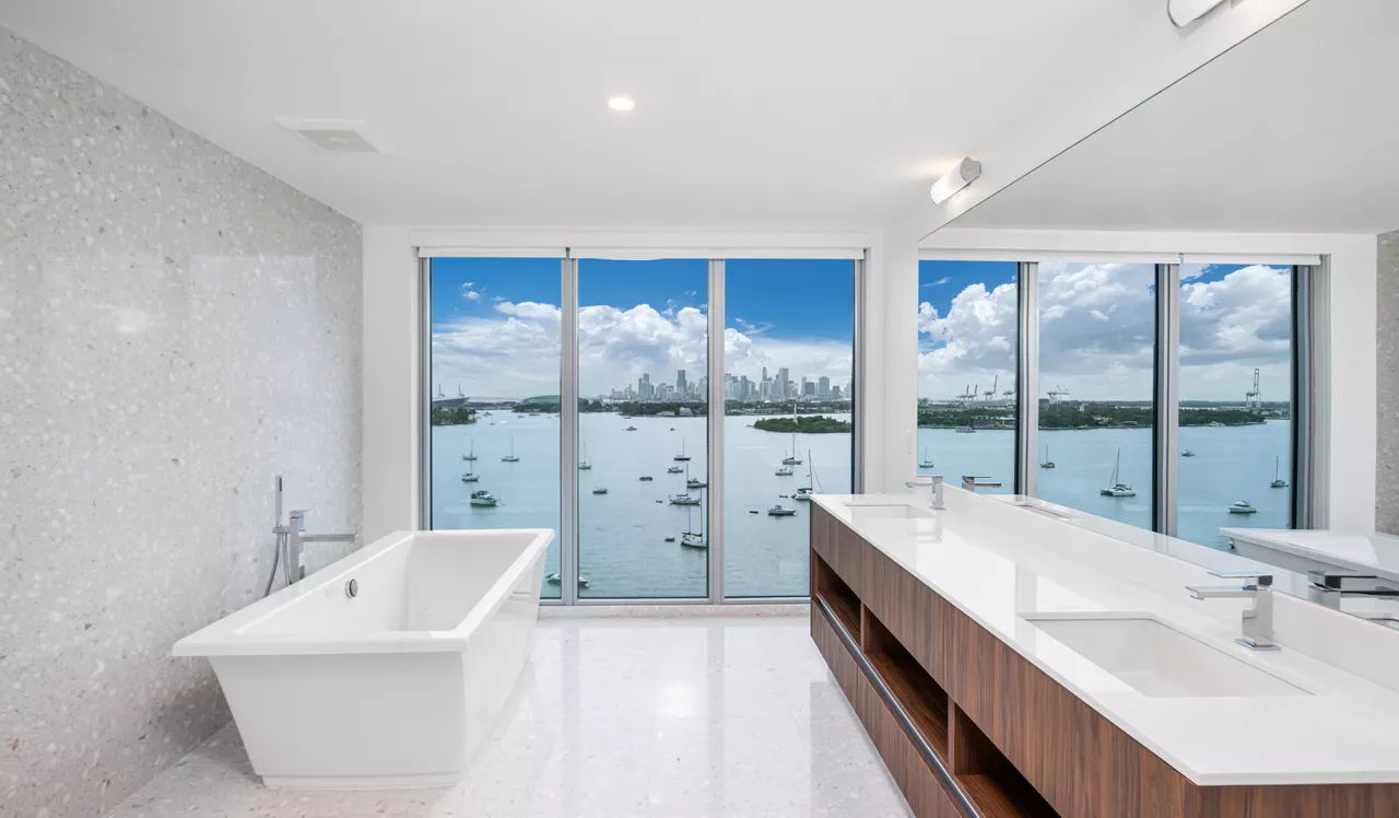 Flamingo Point - Miami, FL - Bathroom