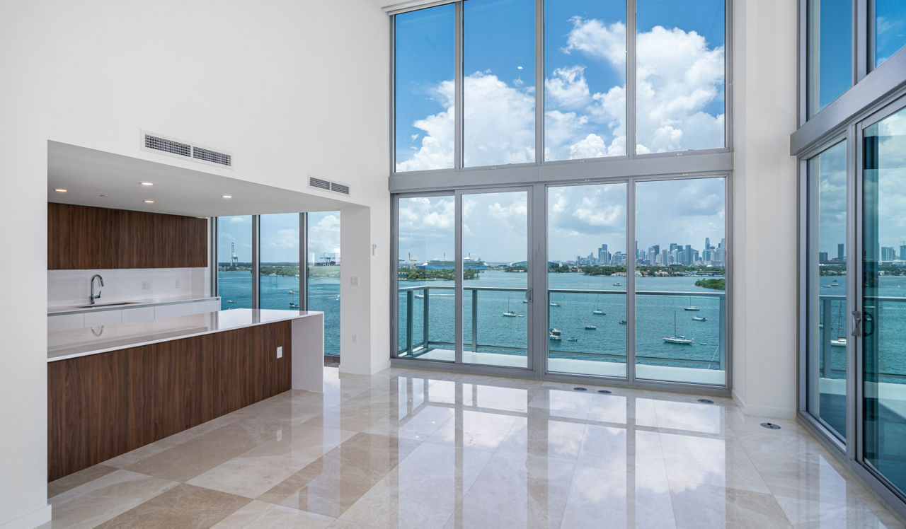 Flamingo Point - Miami, FL - Living