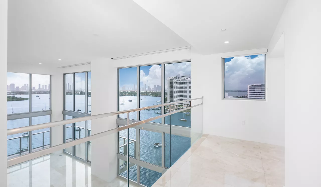 Flamingo Point - Miami, FL - Living Space