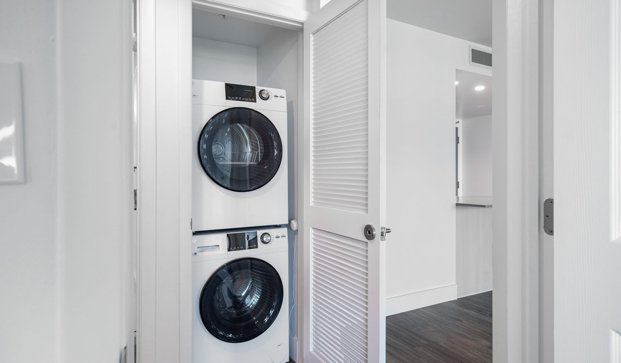 Flamingo South Beach - Miami, FL - Laundry