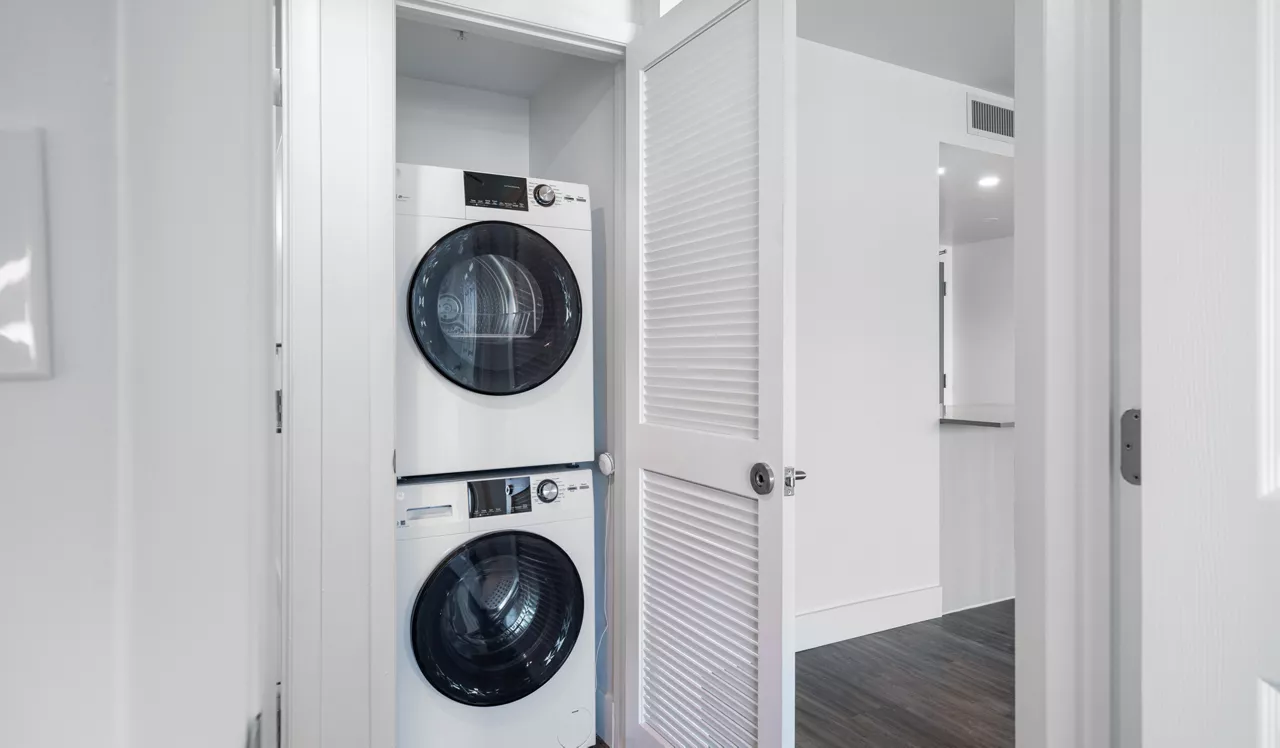 Flamingo South Beach - Miami, FL - Laundry