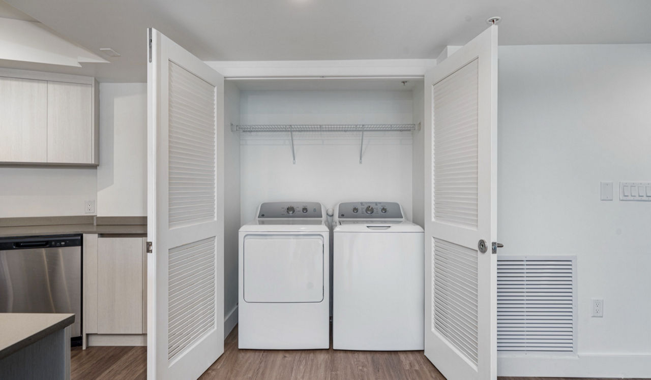 Flamingo South Beach - Miami, FL - Laundry