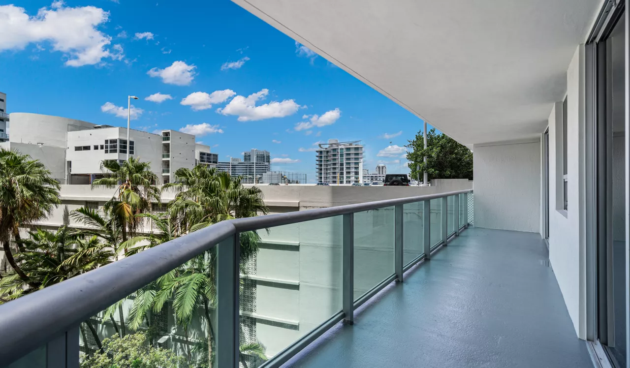 Flamingo Point - Miami, FL - Balcony