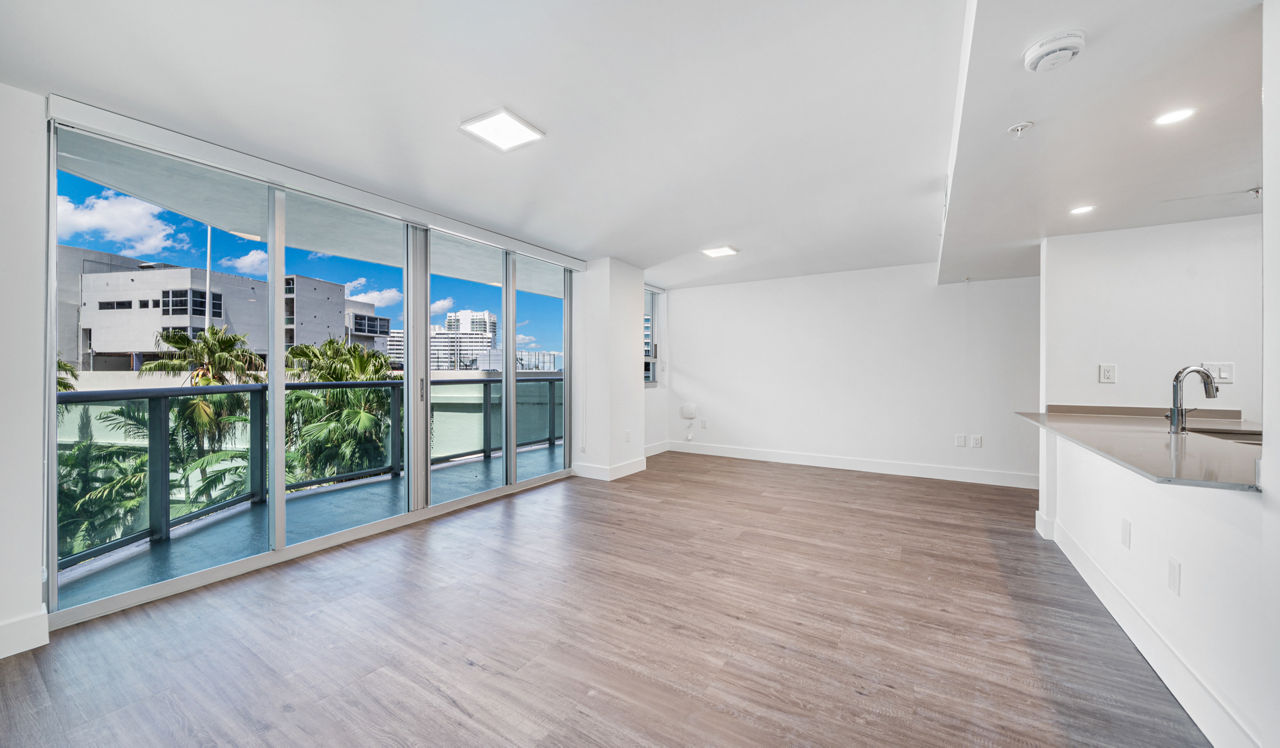 Flamingo Point - Miami, FL - Living Room