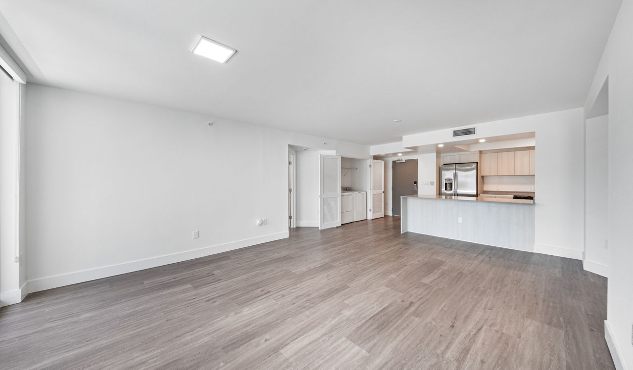 Flamingo Point - Miami, FL - Living Room