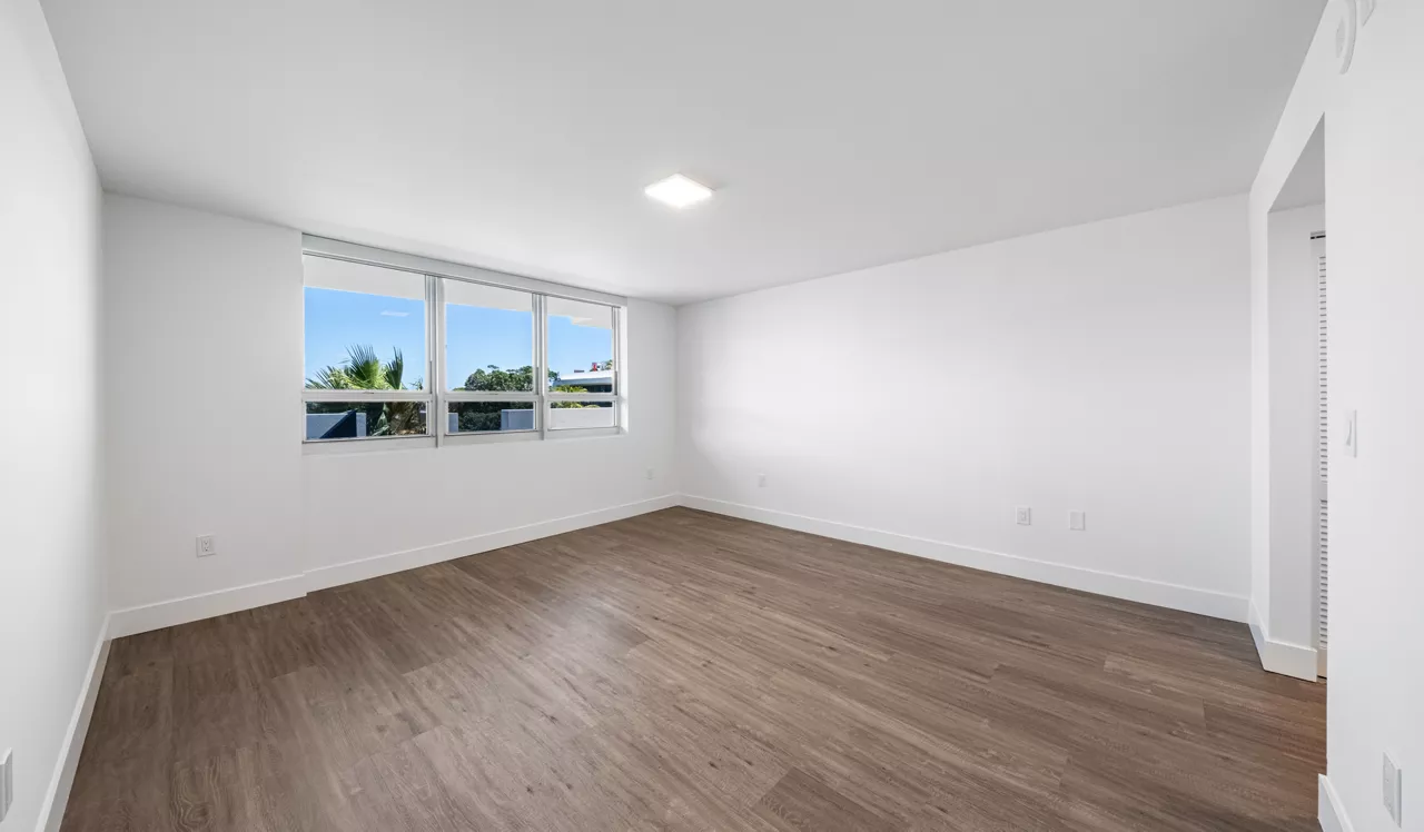 Flamingo Point - Miami FL - bedroom