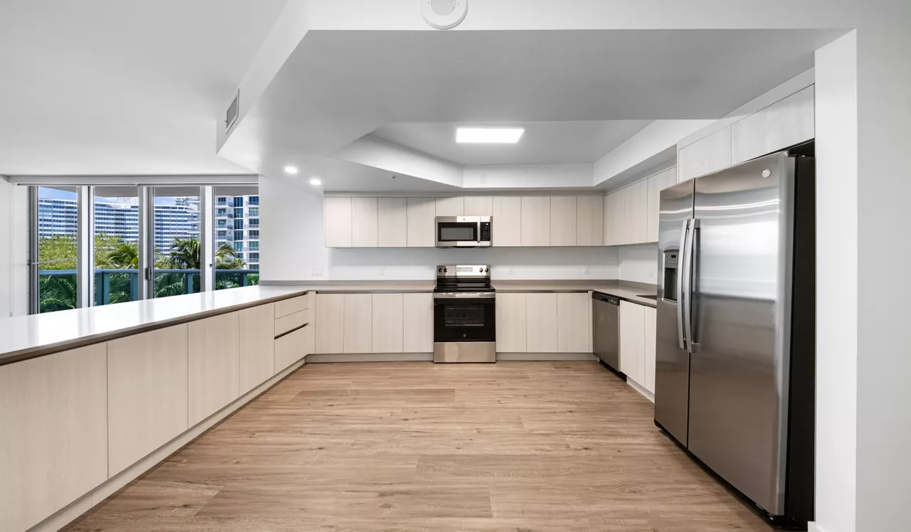 Flamingo Point Center in Miami, FL - Kitchen