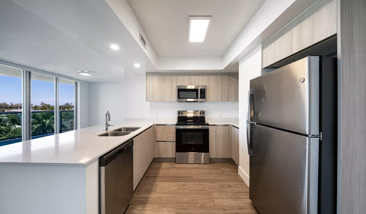 Flamingo Point - Miami, FL - Kitchen