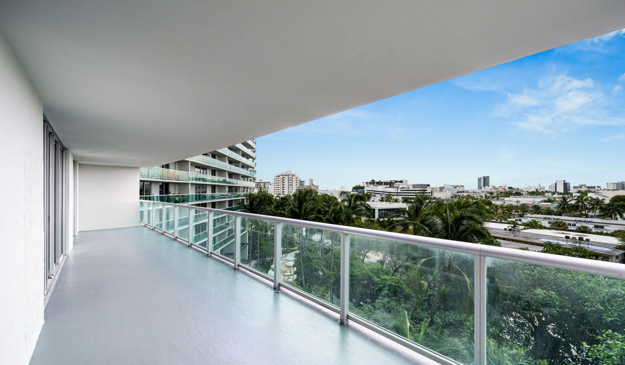 Flamingo Point - Miami, FL - Balcony