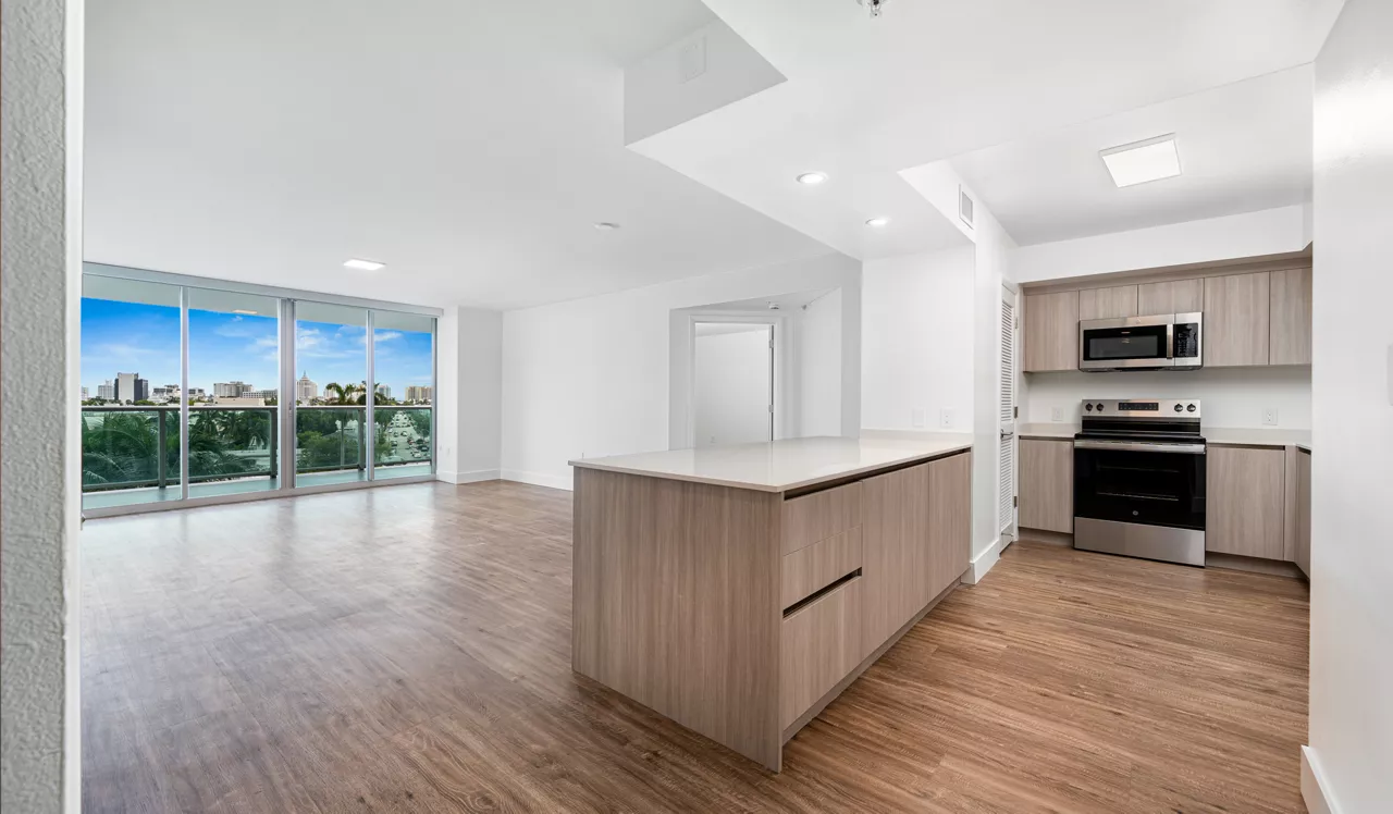 Flamingo Point - Miami, FL - Kitchen
