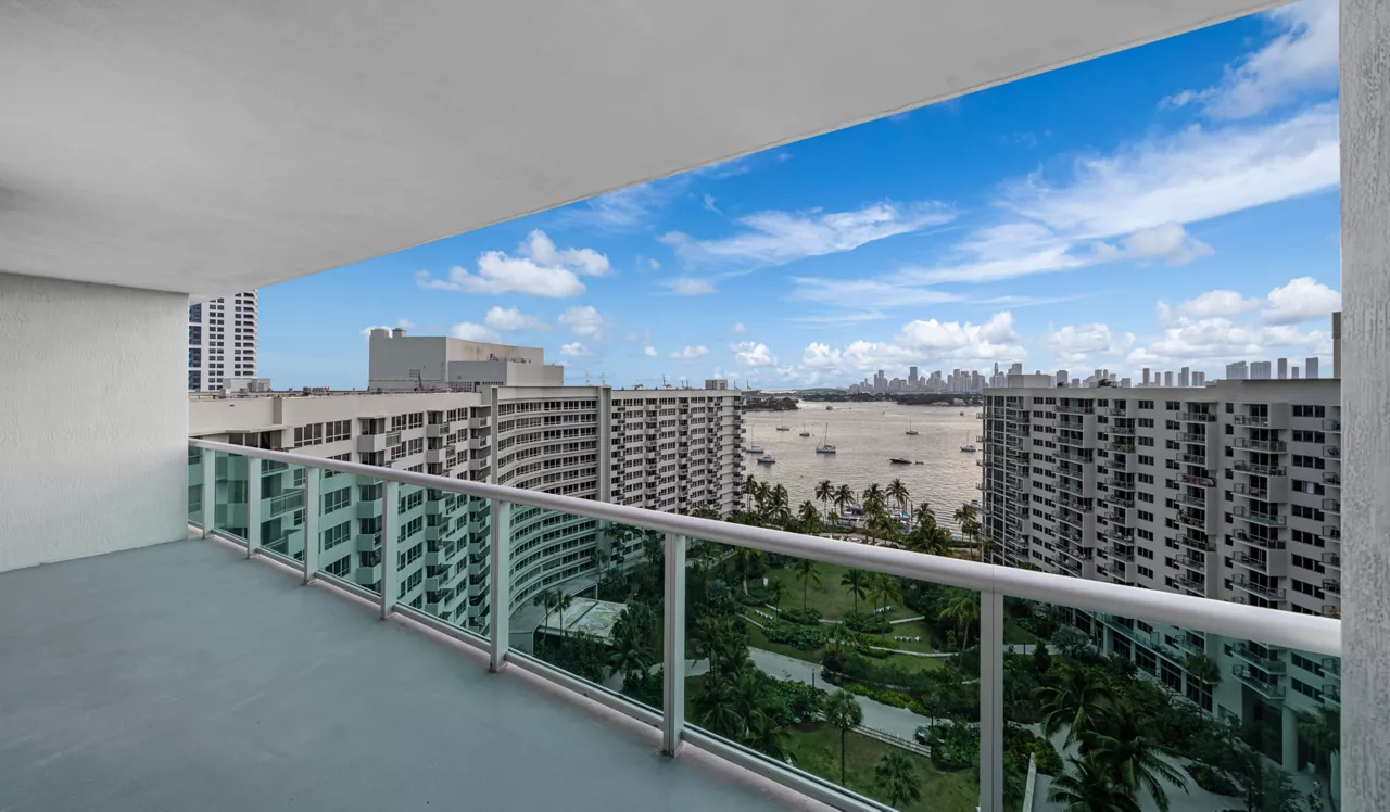 Flamingo South Beach - Miami, FL - Balcony