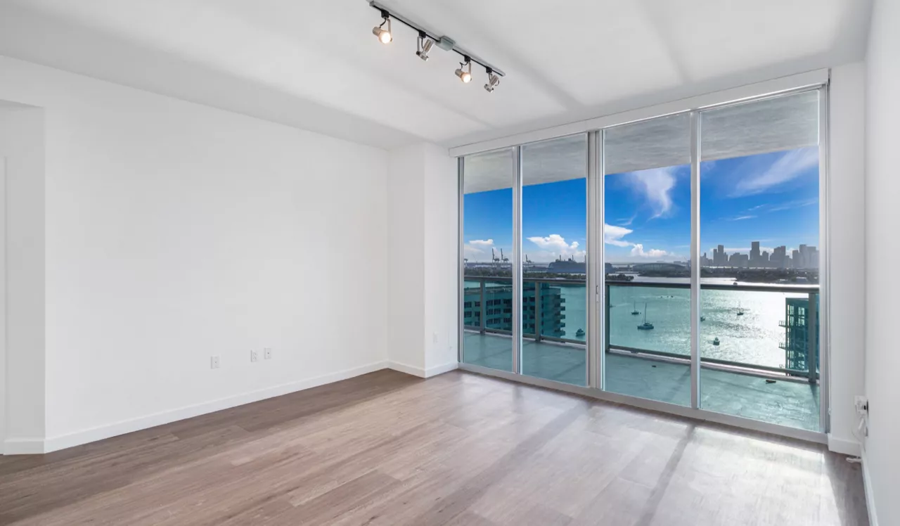 Flamingo South Beach - Miami, FL - Living Room
