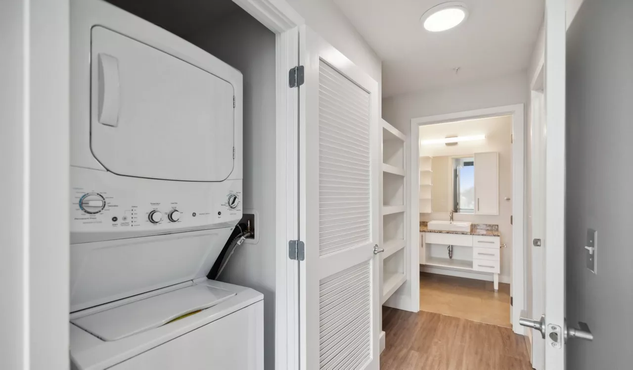 Flats 8300 - Bethesda, MD - Laundry
