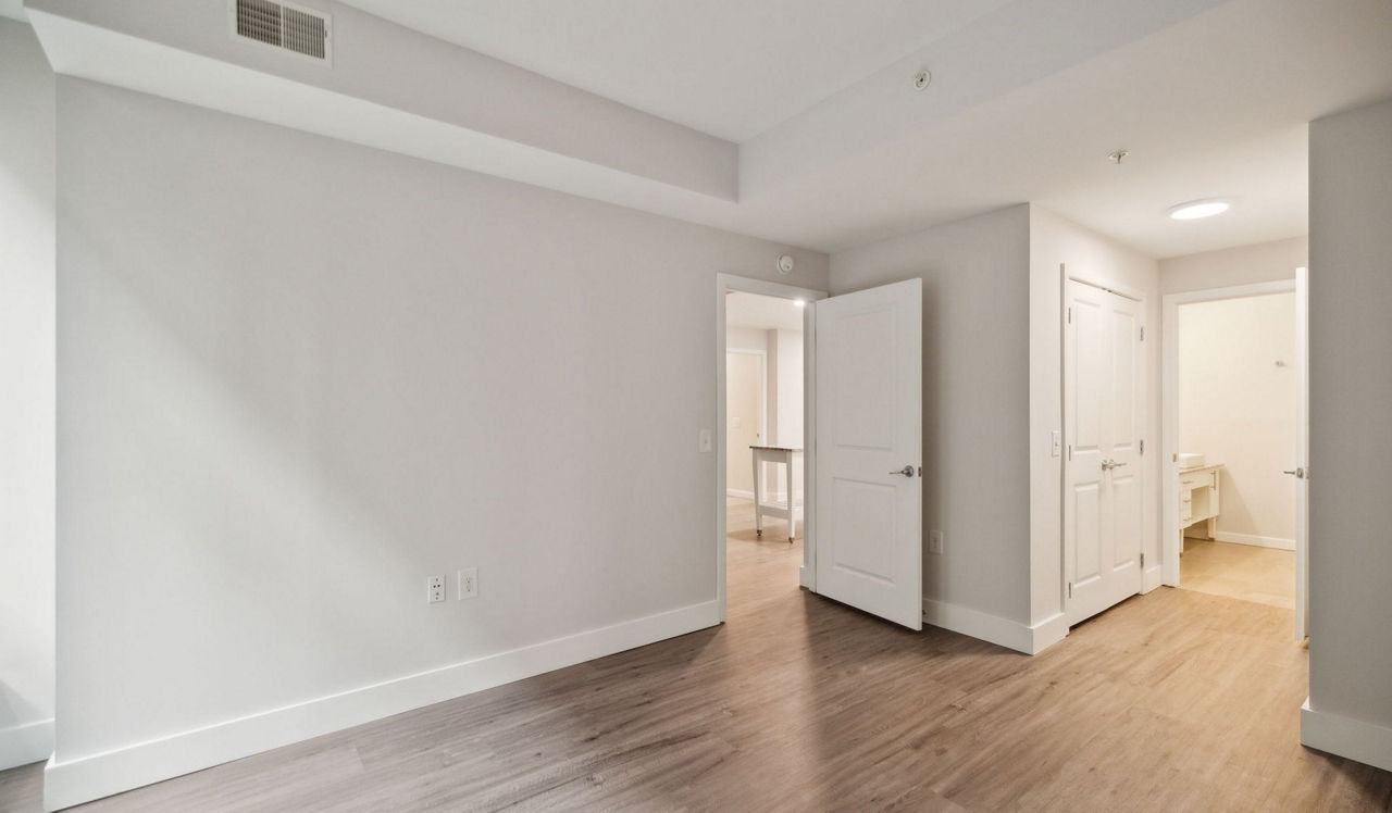 Flats 8300 - Bethesda, MD - bedroom