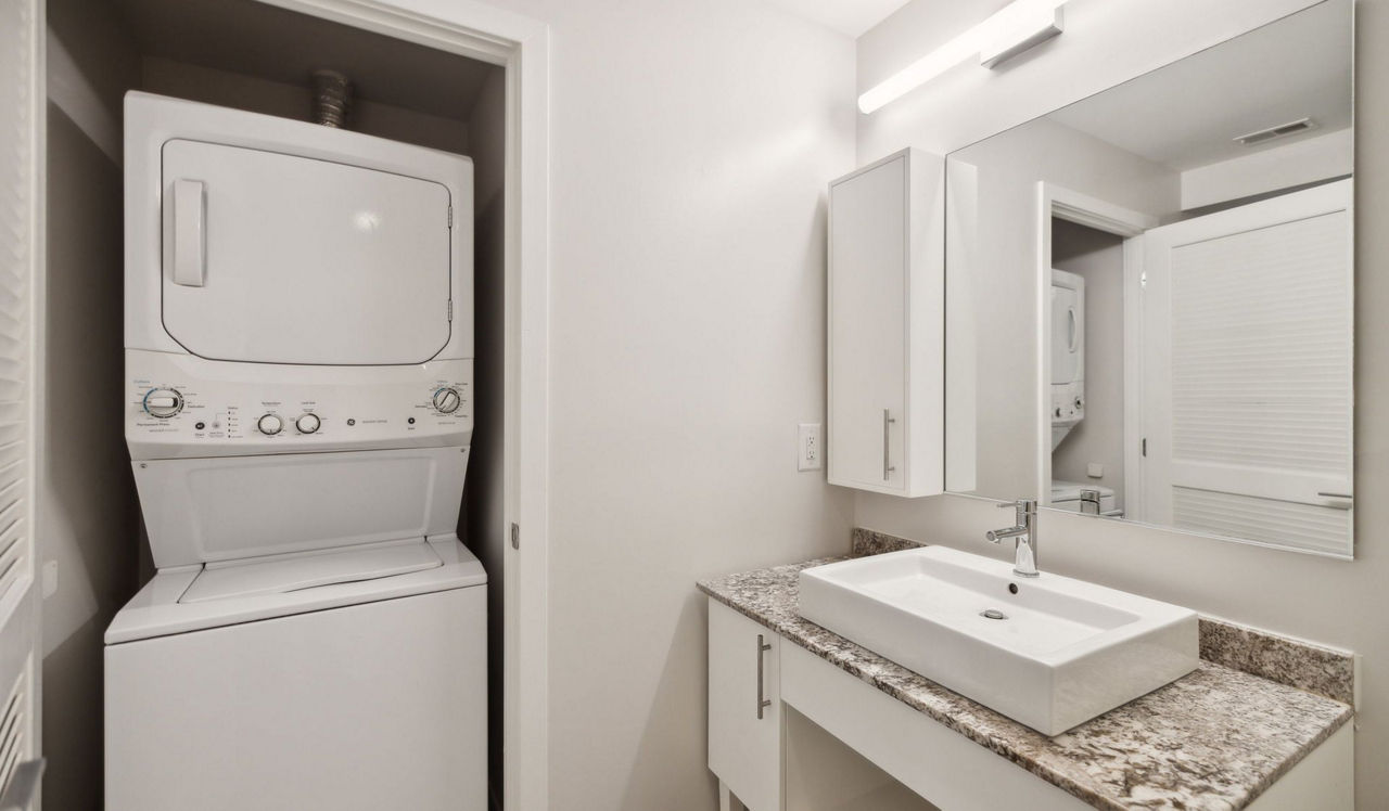 Flats 8300 - Bethesda, MD - laundry