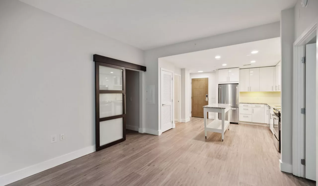Flats 8300 - Bethesda, MD - living room