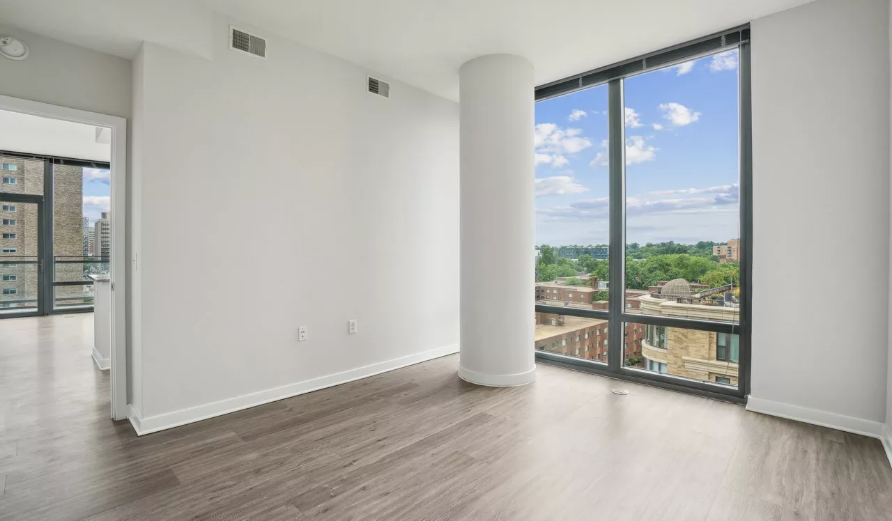 Flats 8300 - Bethesda, MD - bedroom