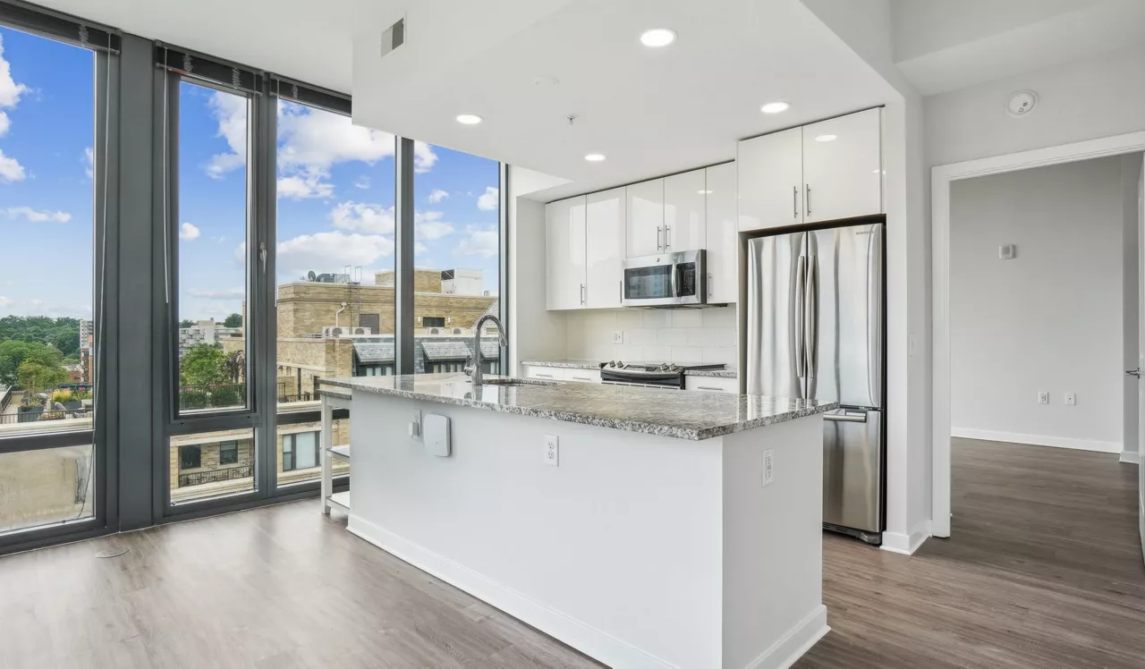 Flats 8300 - Bethesda, MD - Kitchen