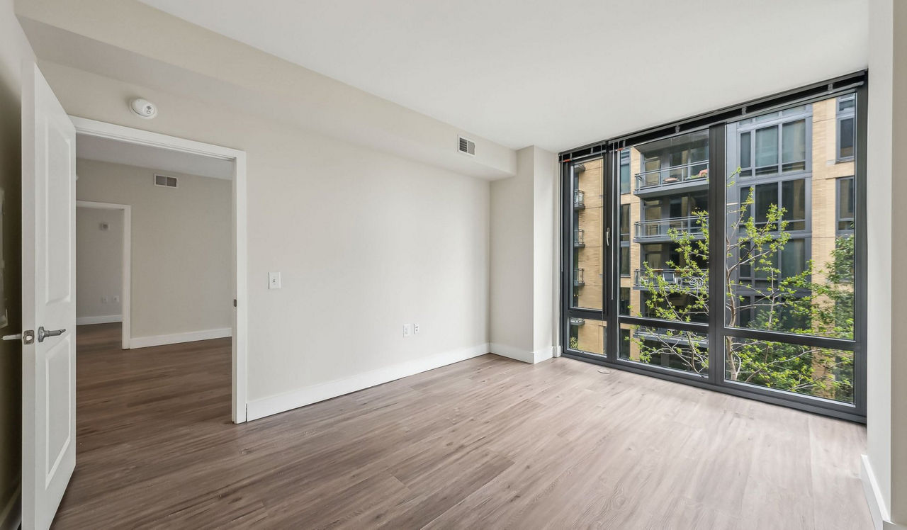 Flats 8300 - Bethesda, MD - bedroom