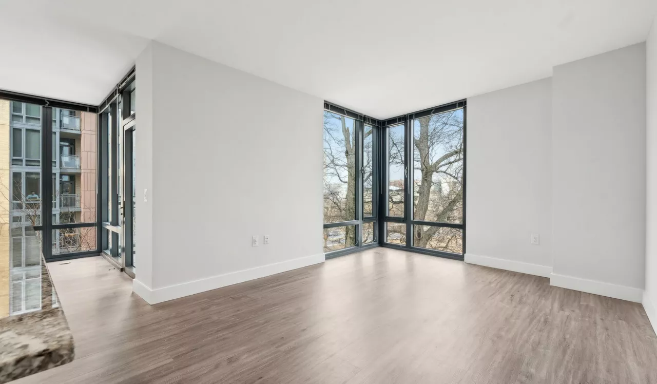 Flats 8300 - Bethesda, MD - Living Room