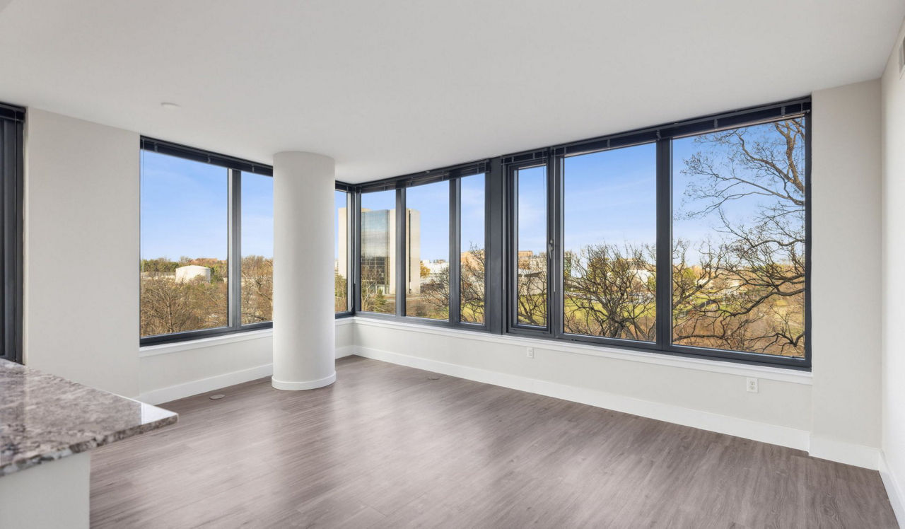 Flats 8300 - Bethesda, MD - living room