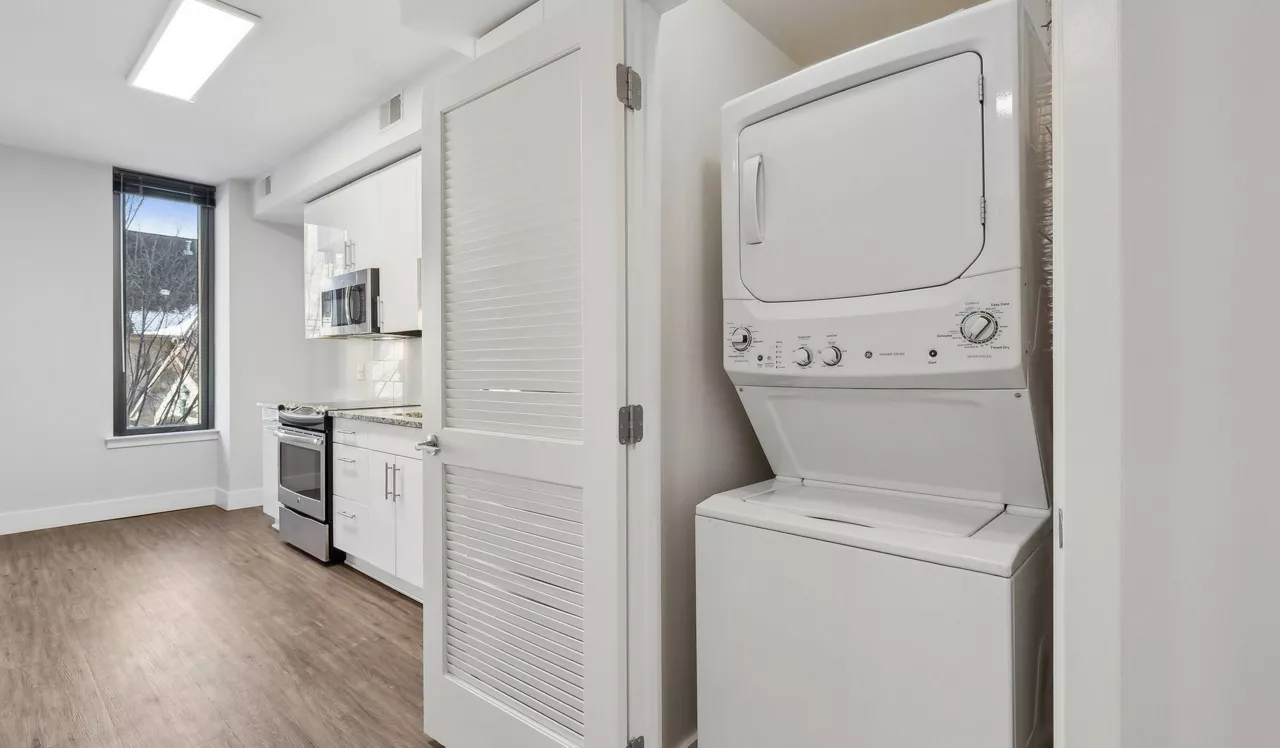 Flats 8300 - Bethesda, MD - laundry