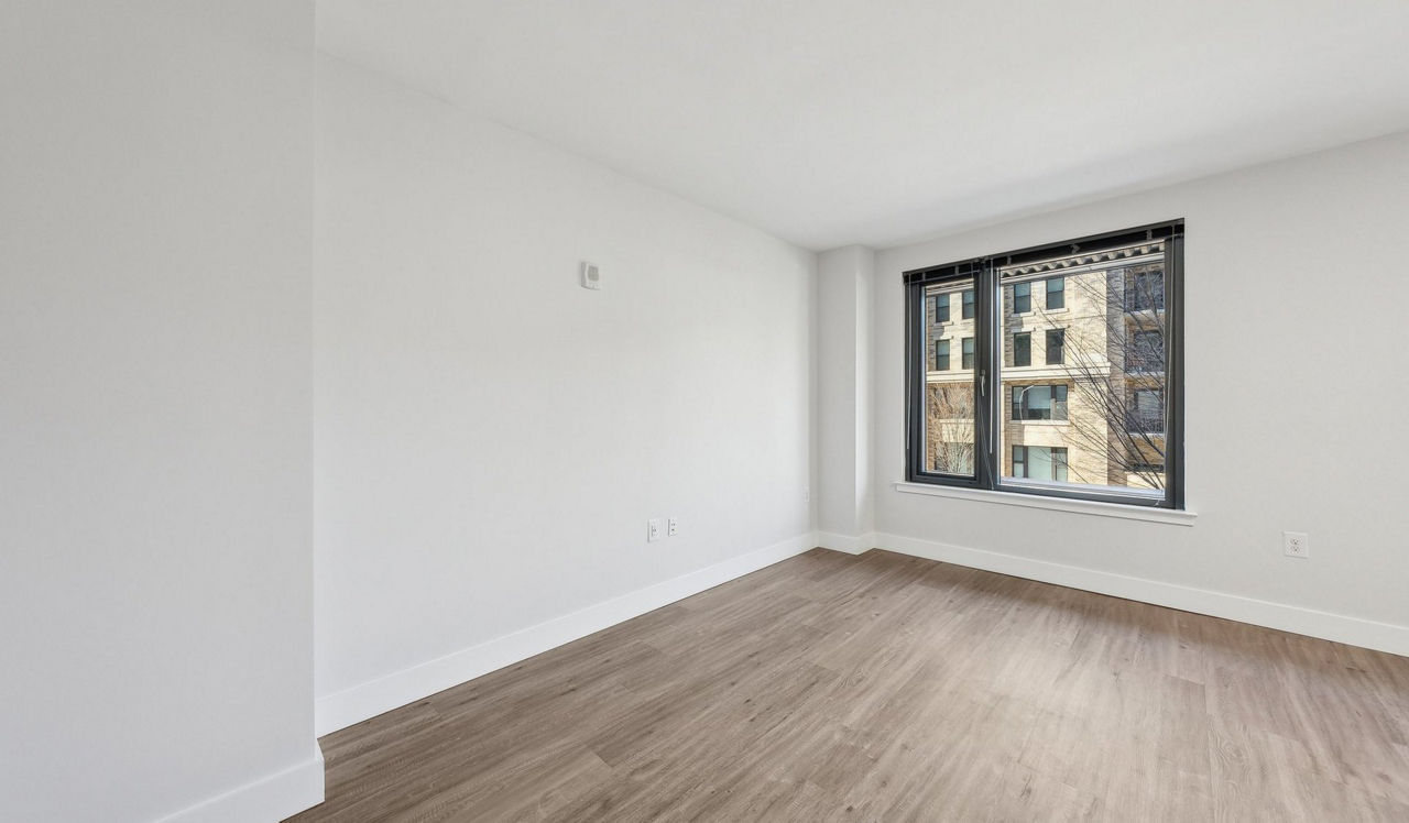 Flats 8300 - Bethesda, MD - living space