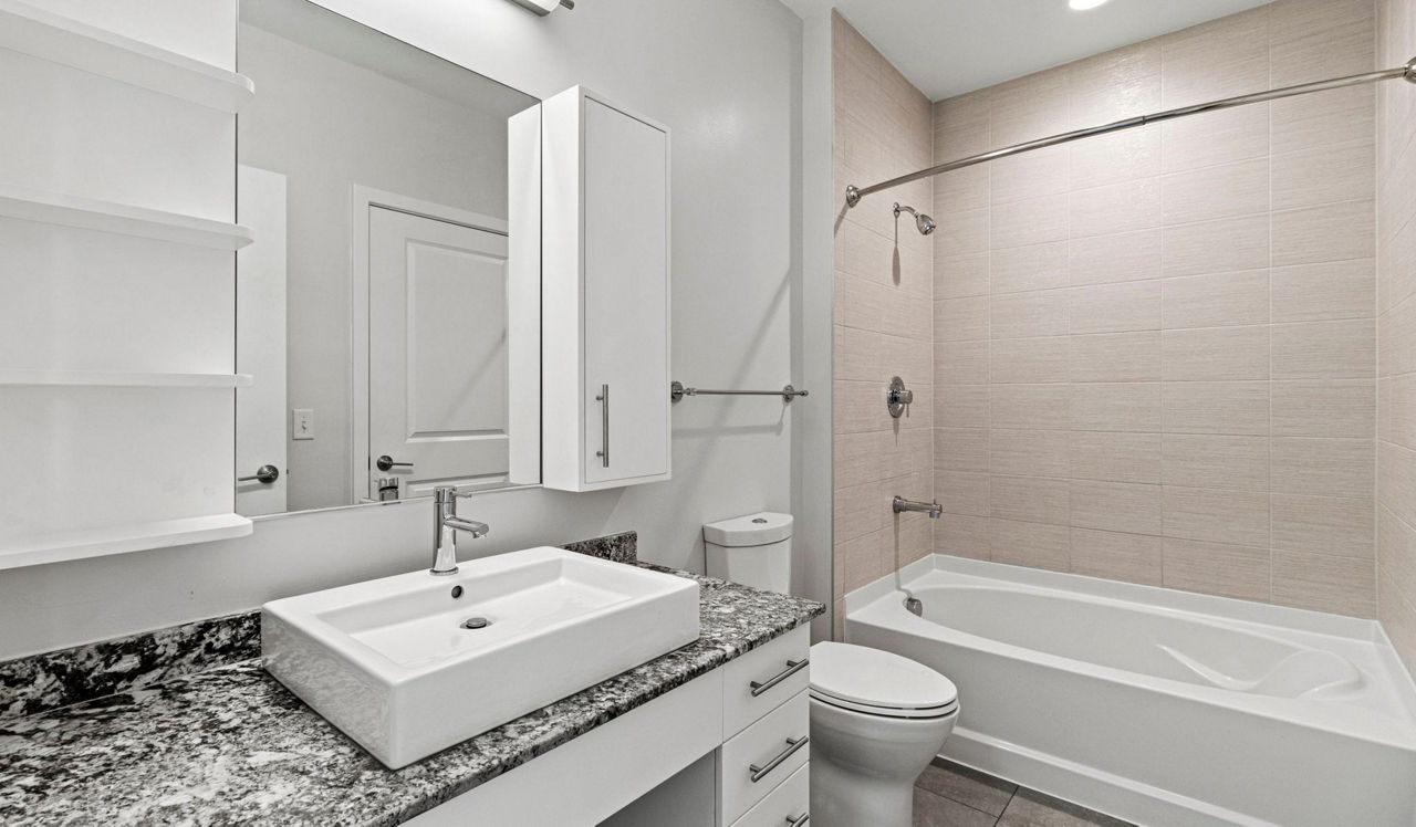 Flats 8300 - Bethesda, MD - Bathroom