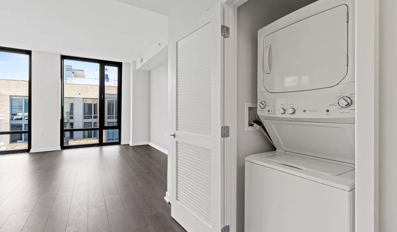 Flats 8300 - Bethesda, MD - Laundry