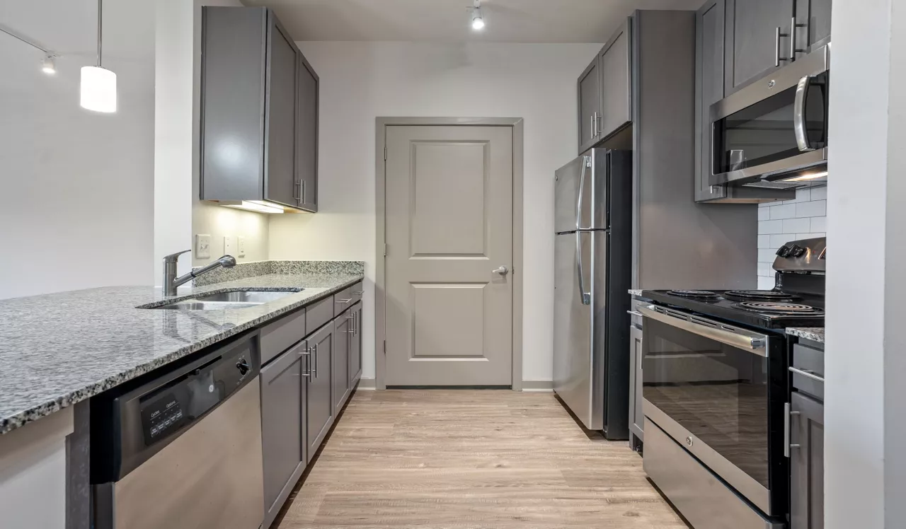 Green Park - Tucker, GA - Kitchen
