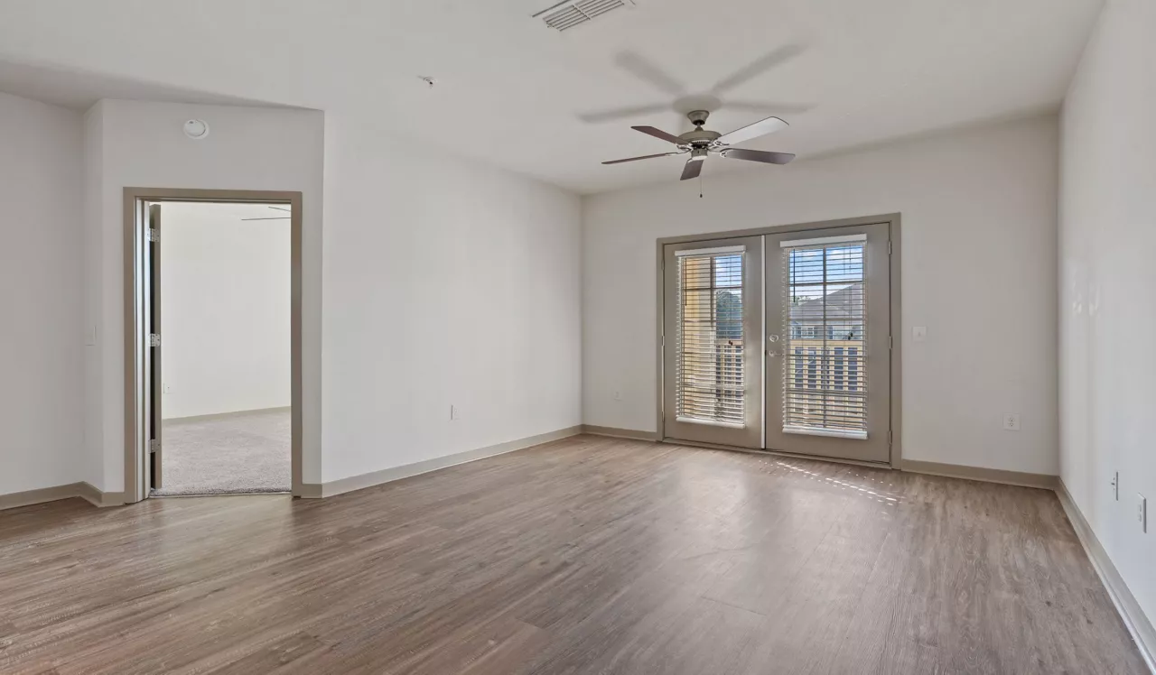Green Park - Tucker, GA - Living Room