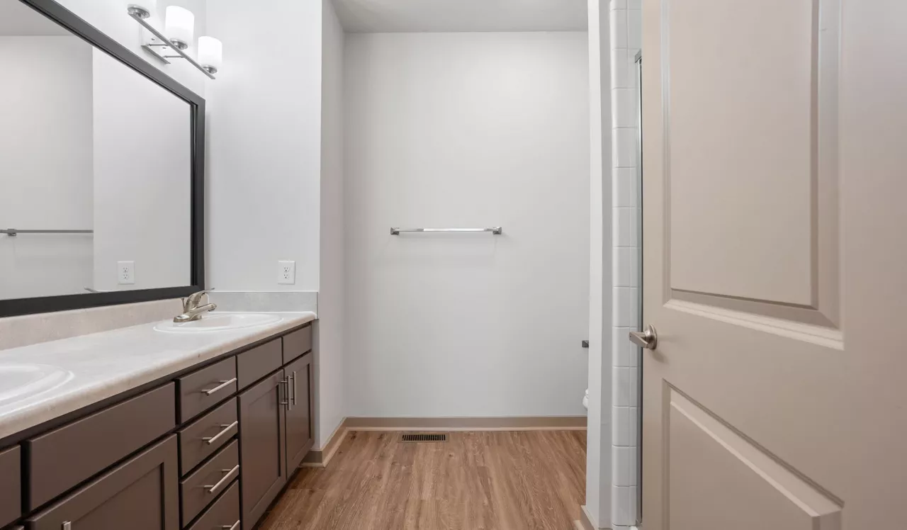 Green Park - Tucker, GA - Bathroom