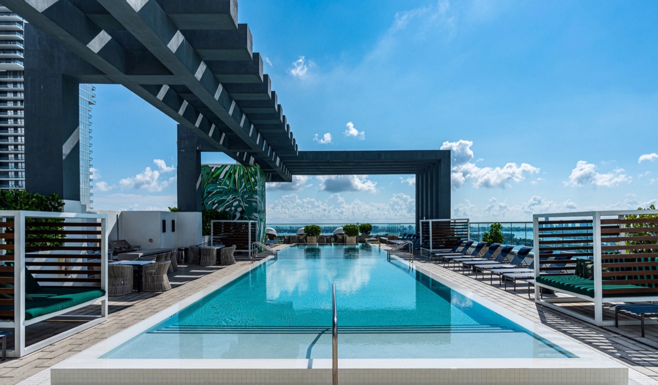 The Watermarc at Biscayne Bay - Miami, FL - Swimming Pool Deck