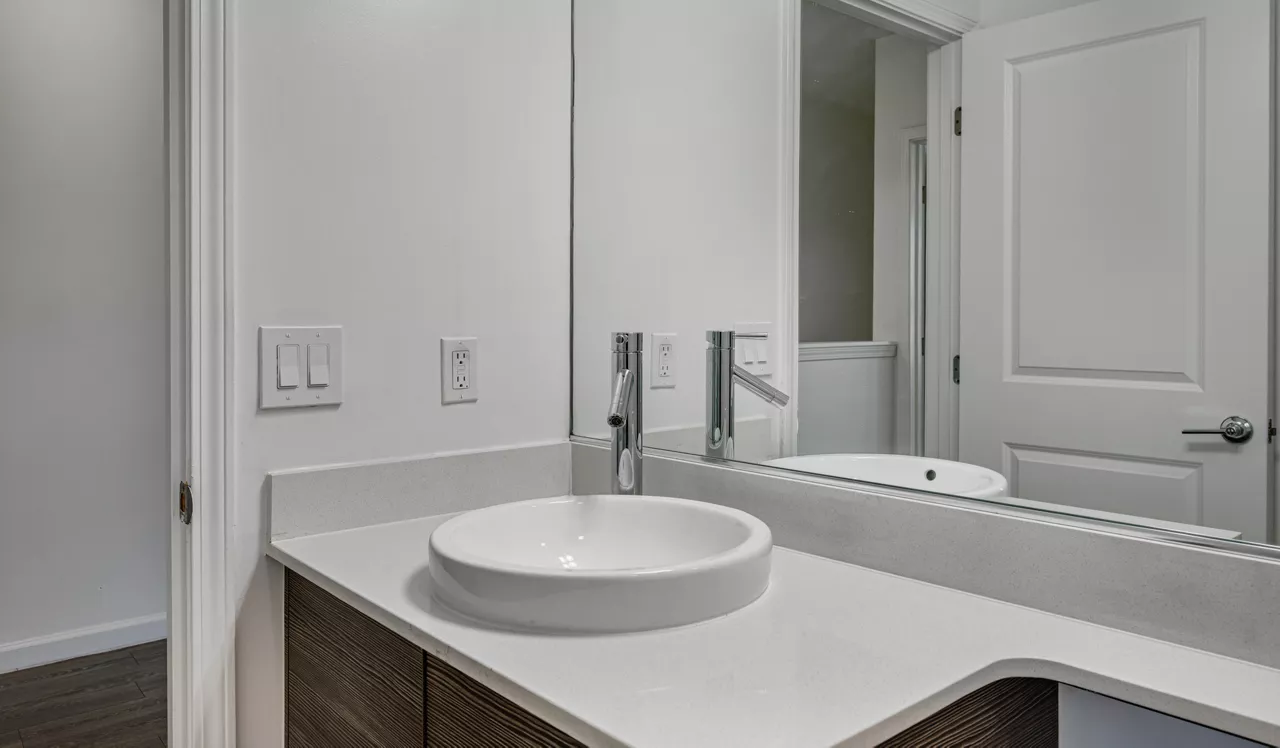 Horizon at Wiregrass Ranch - Wesley Chapel, FL - Bathroom