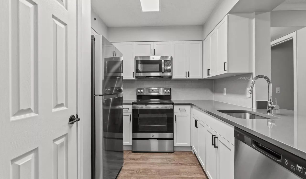 Huntington Gateway - Alexandira, VA - Kitchen