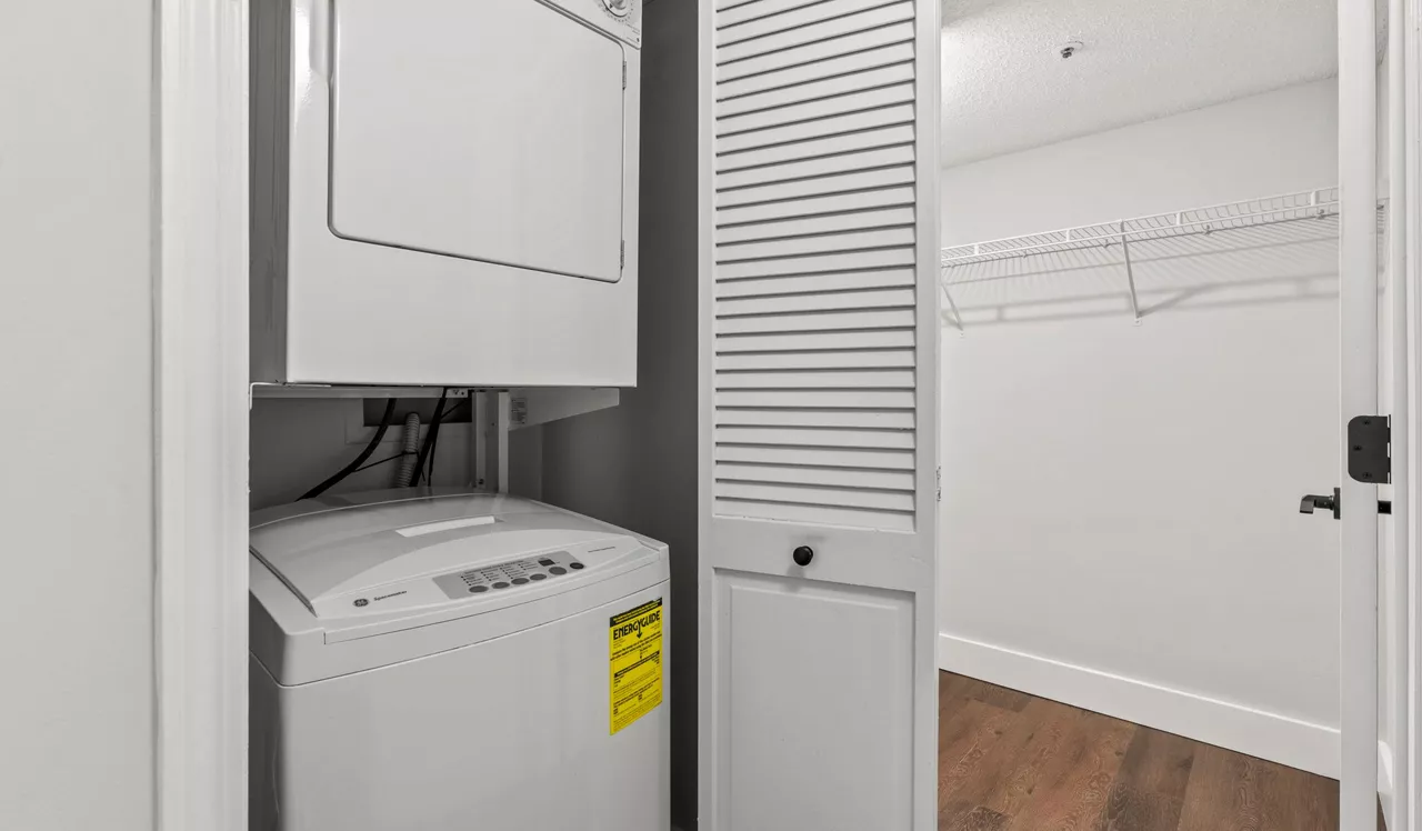 Huntington Gateway - Alexandira, VA - Laundry