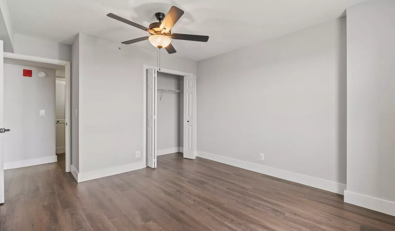 Huntington Gateway - Alexandira, VA - Bedroom