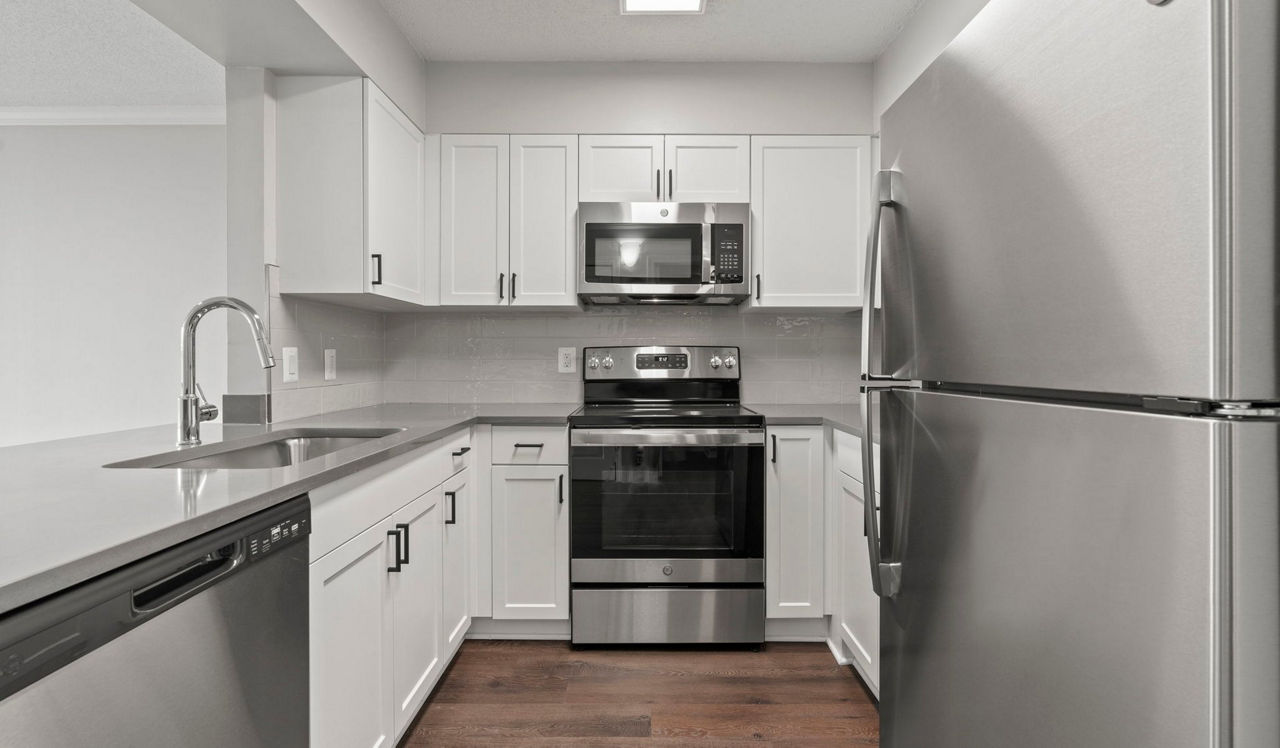 Huntington Gateway - Alexandria, VA - Kitchen