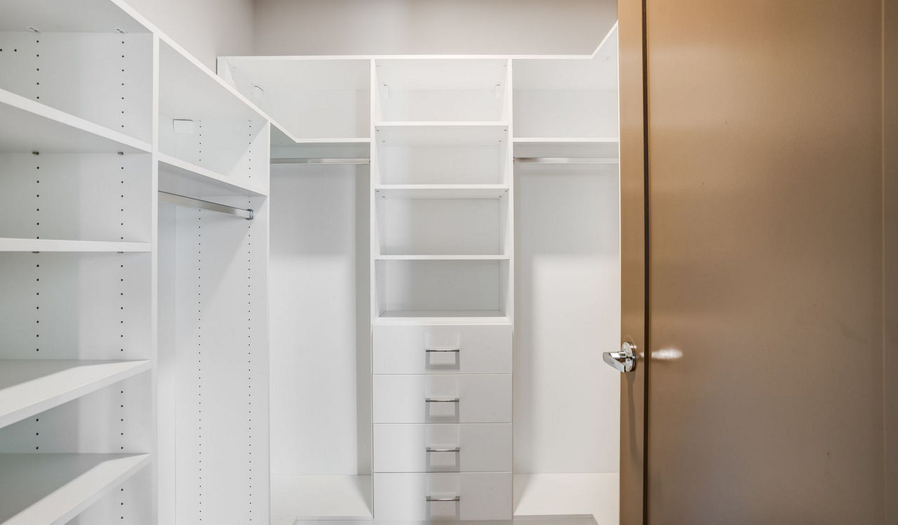 Indigo Apartment Homes - Redwood City, CA - closet