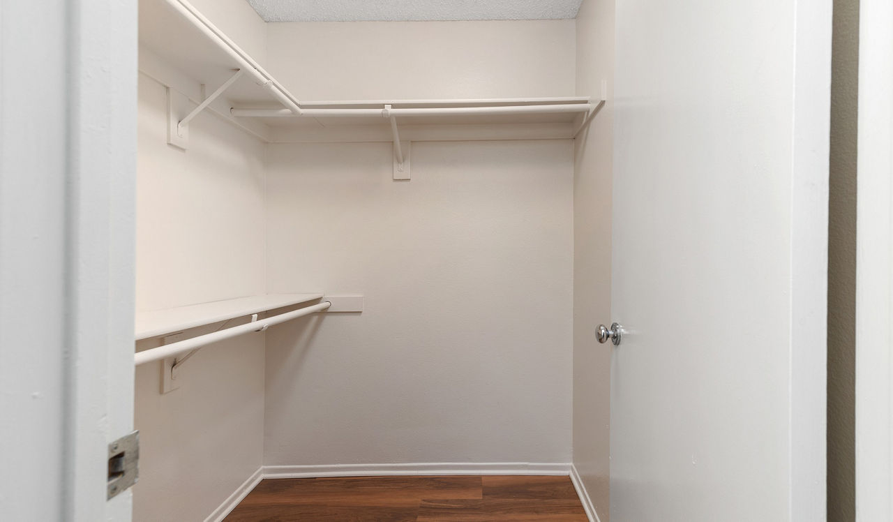 Island Club - Oceanside, CA - closet