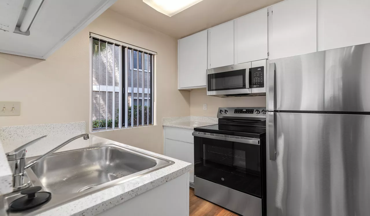 Island Club - Oceanside, CA - Kitchen