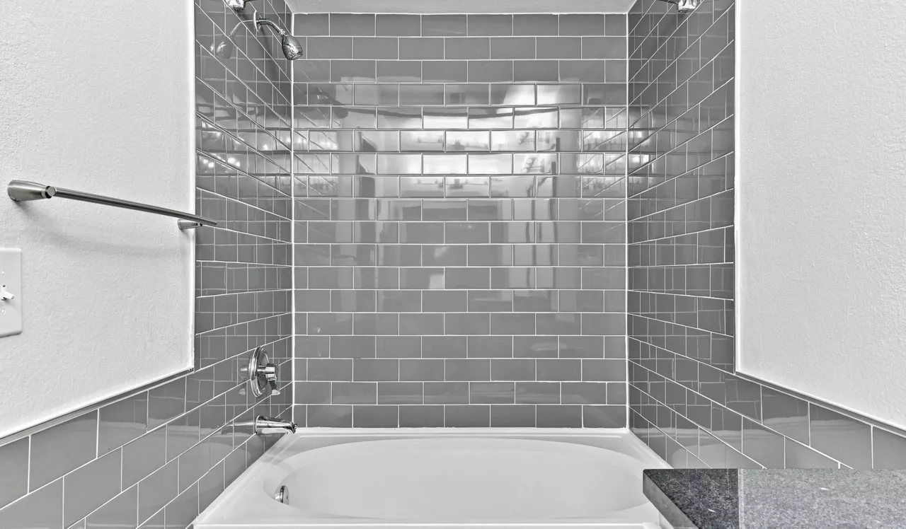 Lakeview at Gateway Park - Denver, CO - Bathroom