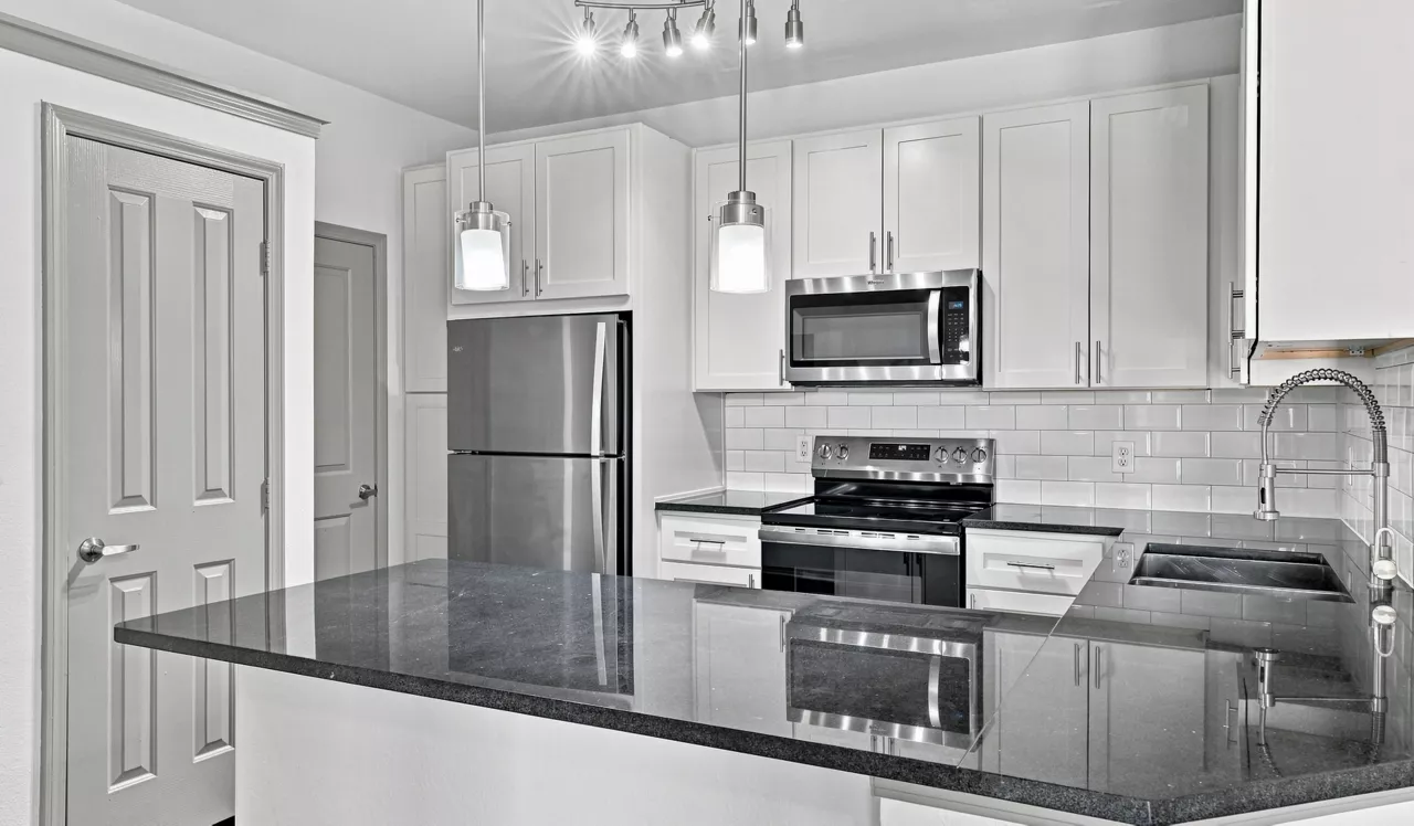 Lakeview at Gateway Park - Denver, CO - Kitchen