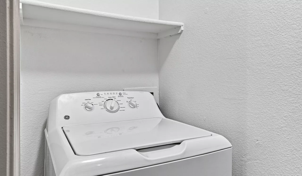 Lakeview at Gateway Park - Denver, CO - Laundry